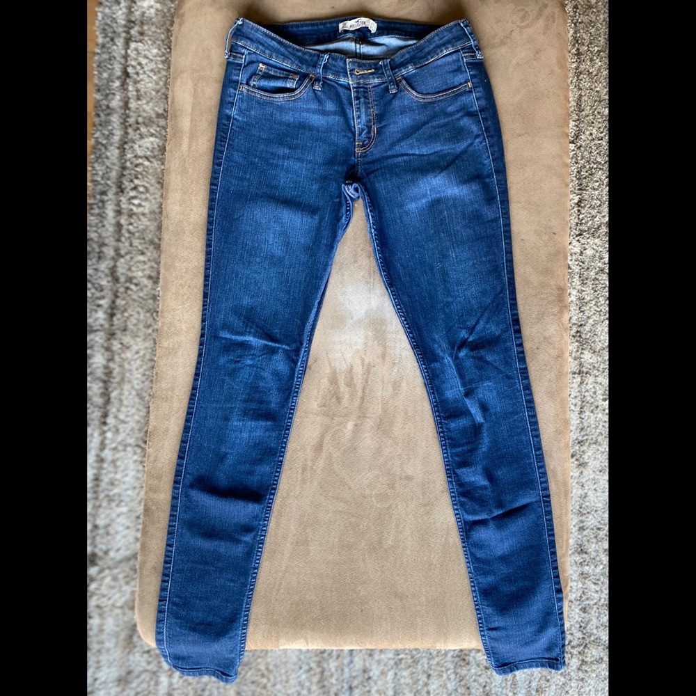 Hollister Skinny Jeans - Size 7R